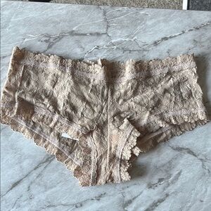 NWT HANKY PANKY Signature Lace Boyshort Women's size S in Chai color